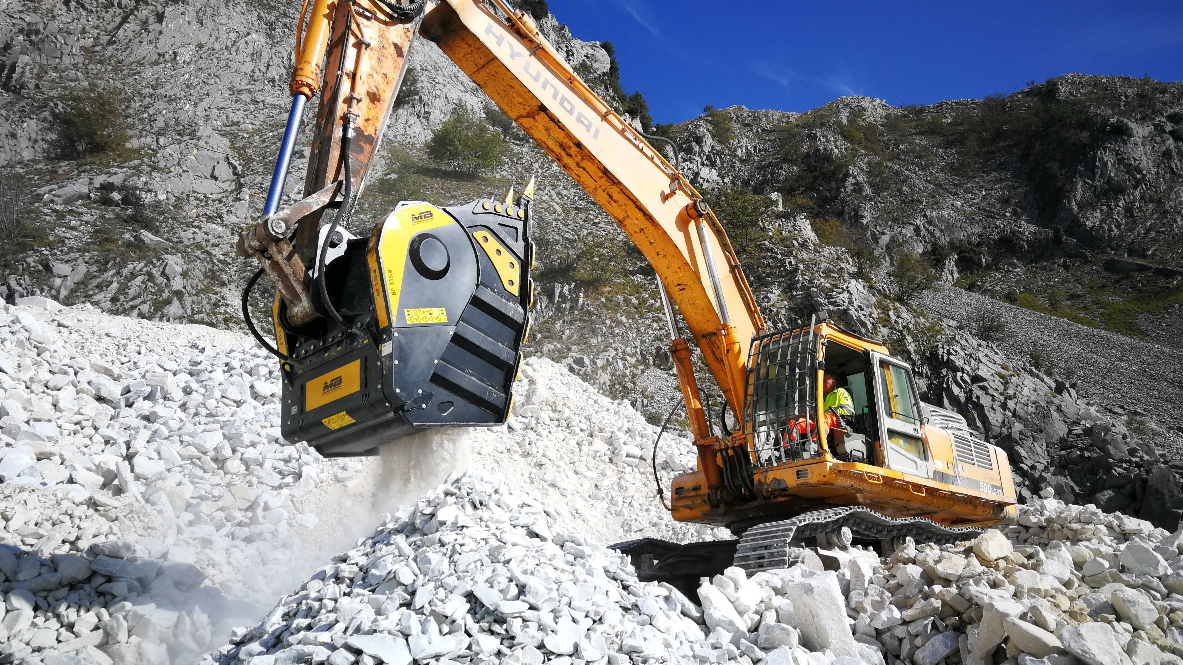 [CONSTRUCTION REVIEW ONLINE - NOV 2021]