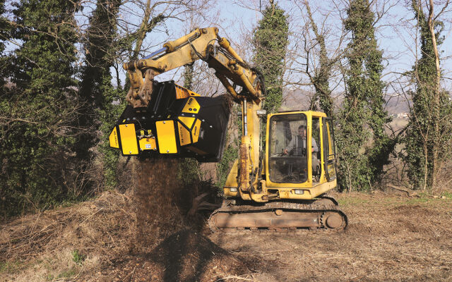 MB Crusher introduces the new generation of Shafts Screeners: excellent multi-purpose system to manage different types of materials efficiently