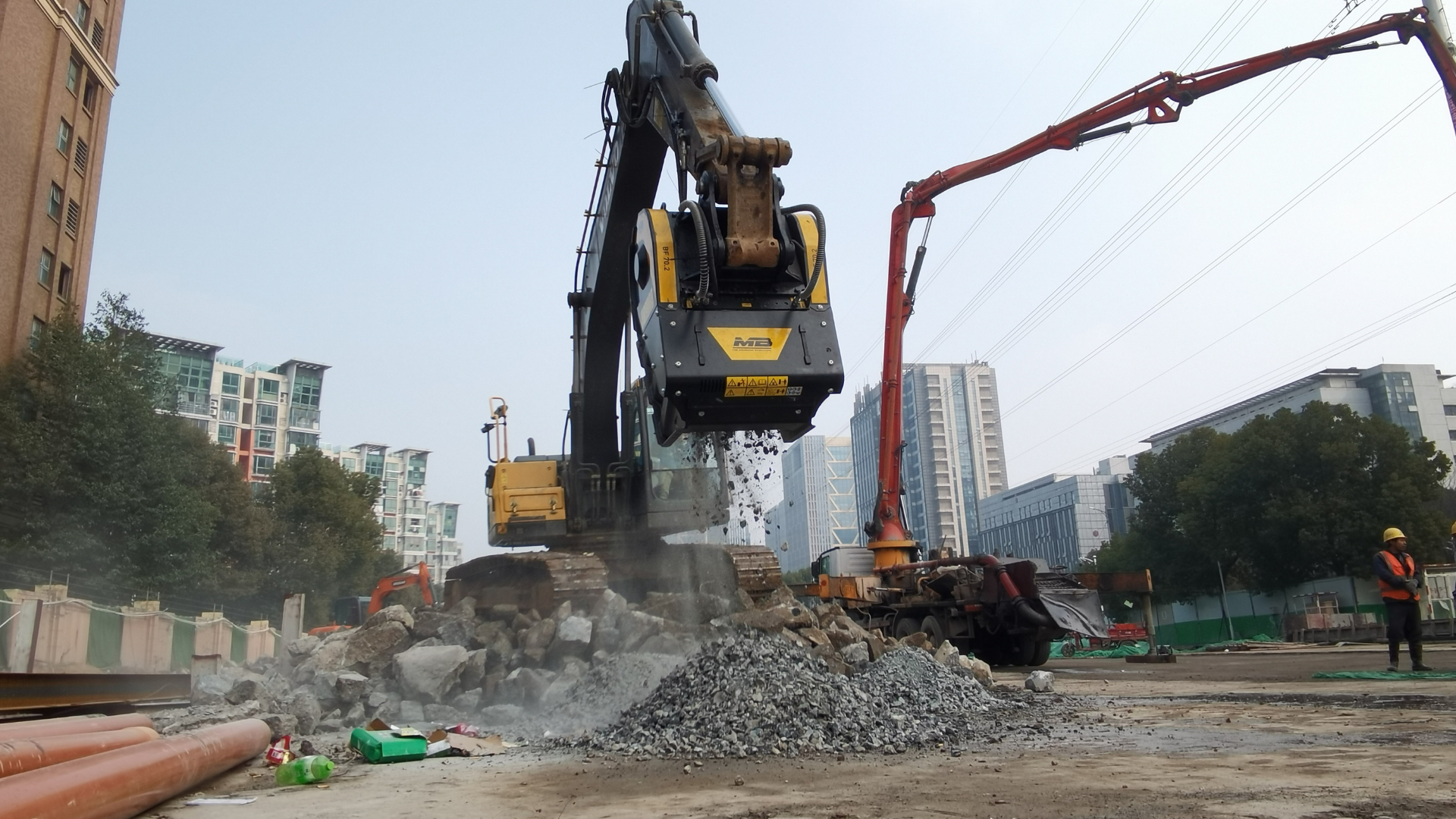 5 Ways MB Crusher Helps Closing the Loop